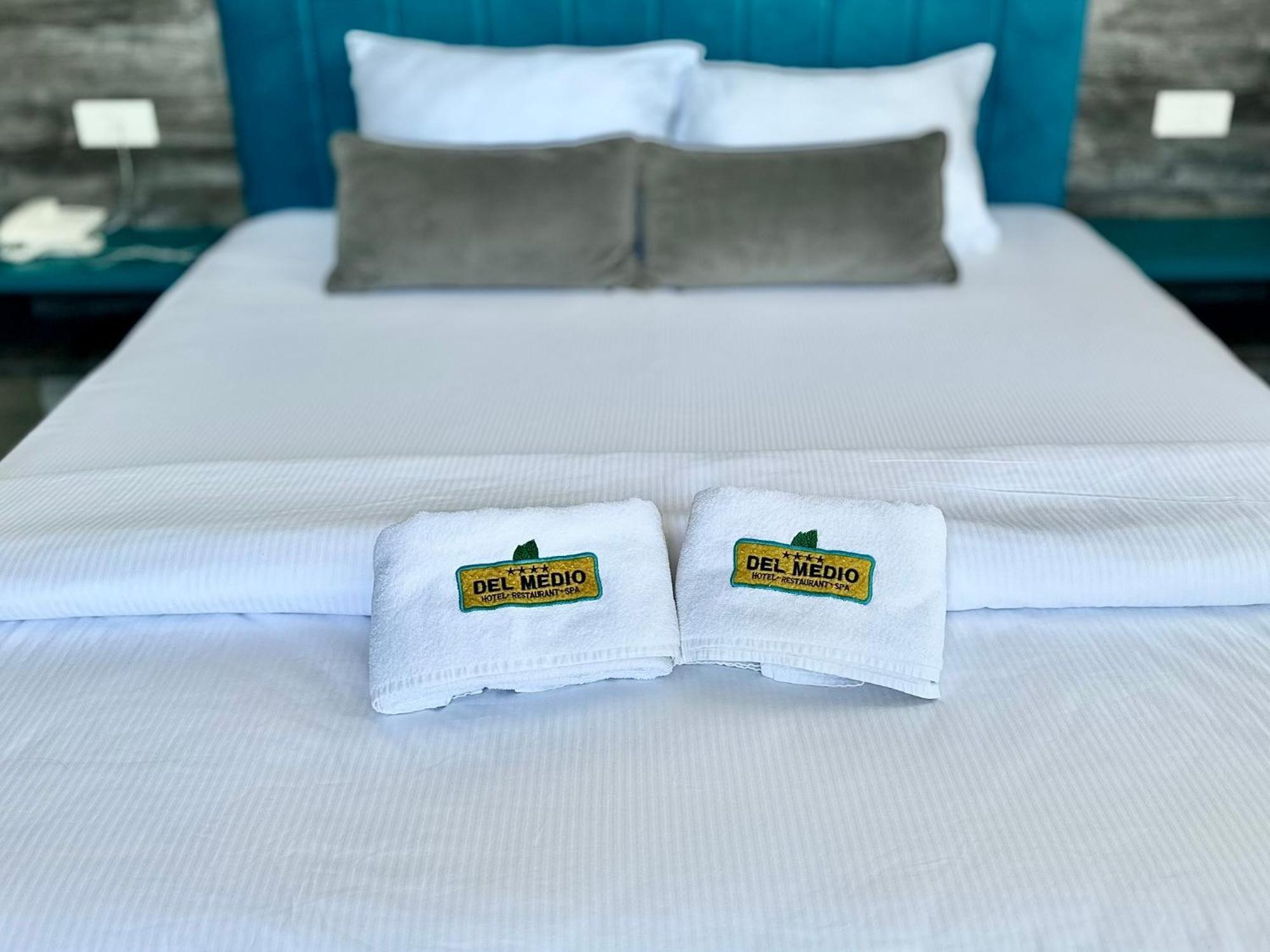 Hotel Del Medio Sutomore Ngoại thất bức ảnh