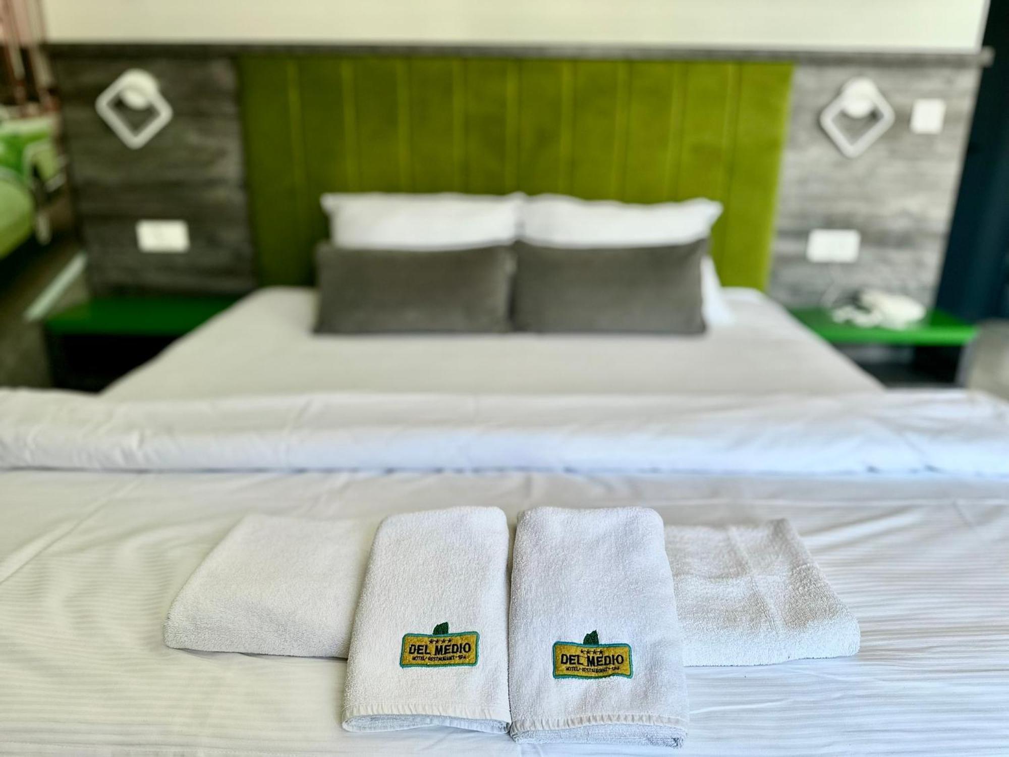 Hotel Del Medio Sutomore Ngoại thất bức ảnh